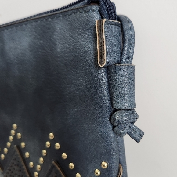 Boutique Blue Faux Leather Zig Zag Gold Embellished Crossbody Bag Purse - Picture 5 of 12